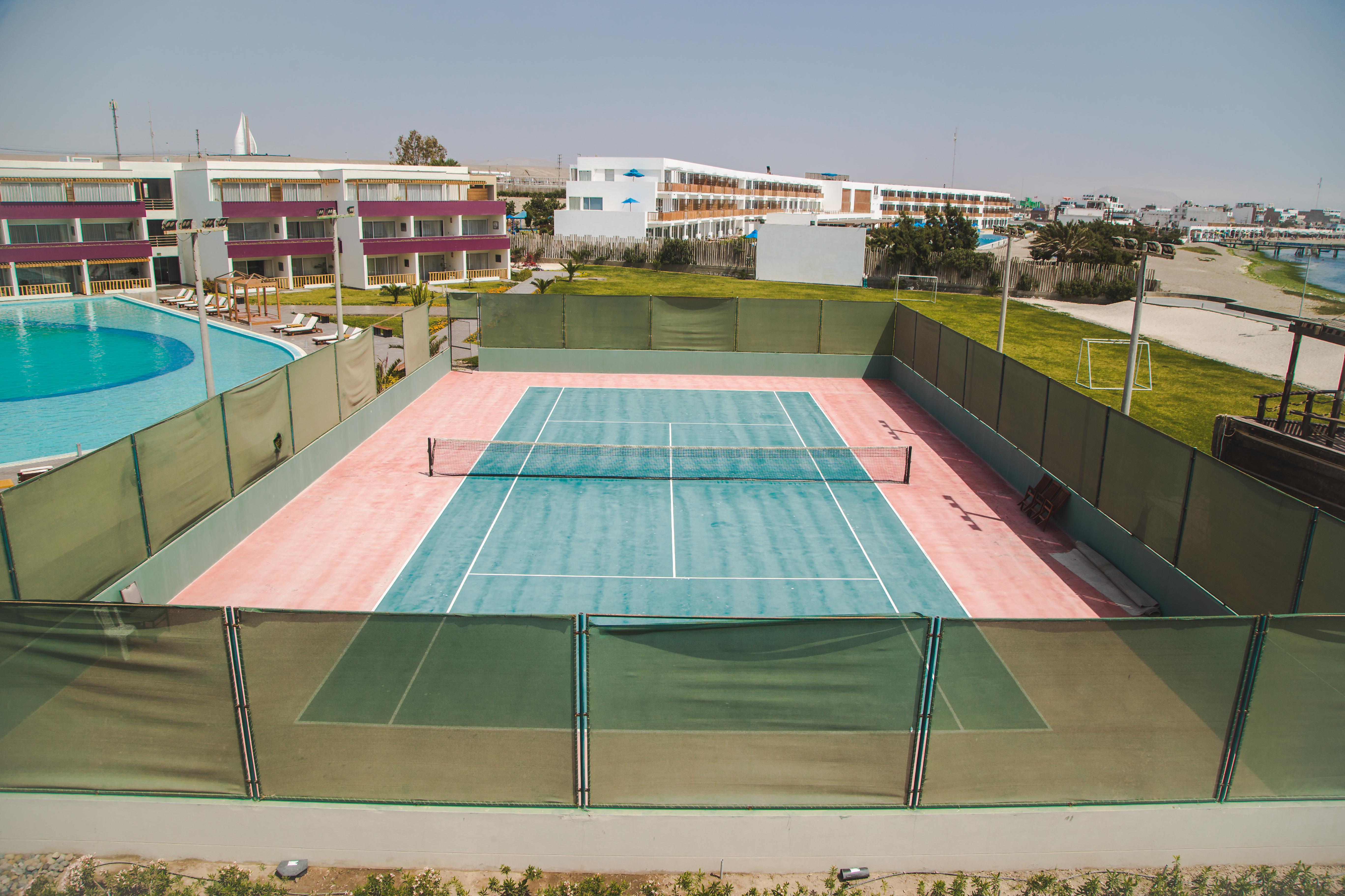 Aranwa Paracas Resort & Spa Esterno foto Tennis court