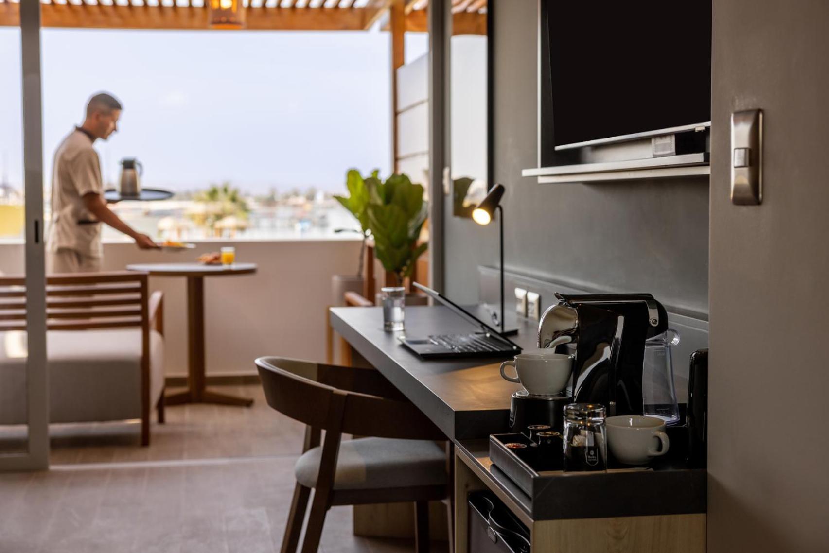 Aranwa Paracas Resort & Spa Esterno foto A Nespresso machine in a hotel room